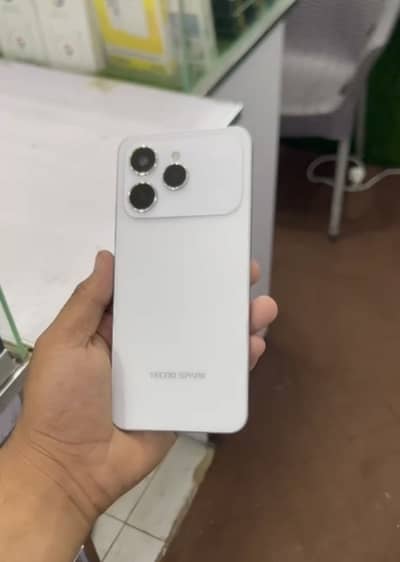 Tecno Spark 40