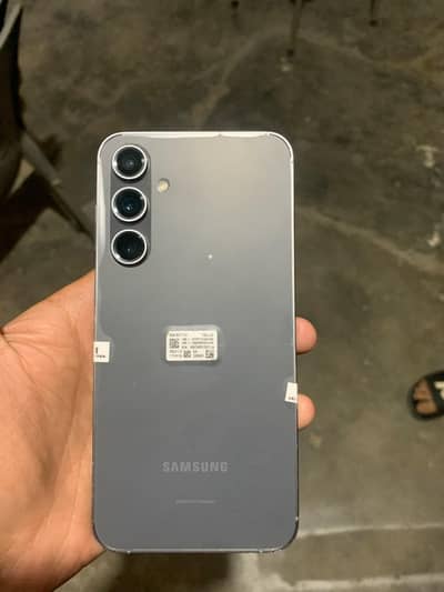 Samsung Mobile S23 FE , price negotiable