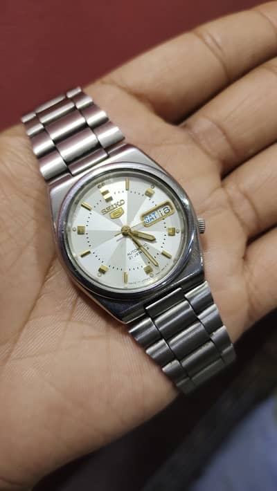 Seiko 5 Japan 7s26 movement