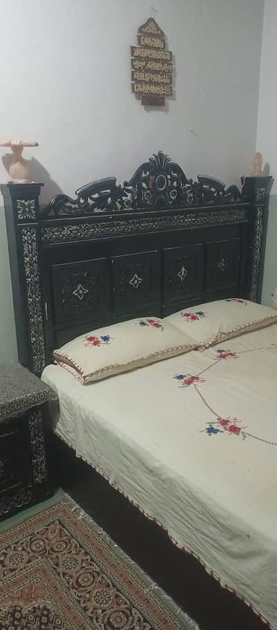 1 bed 1 dressing table and 2 side tables for sale