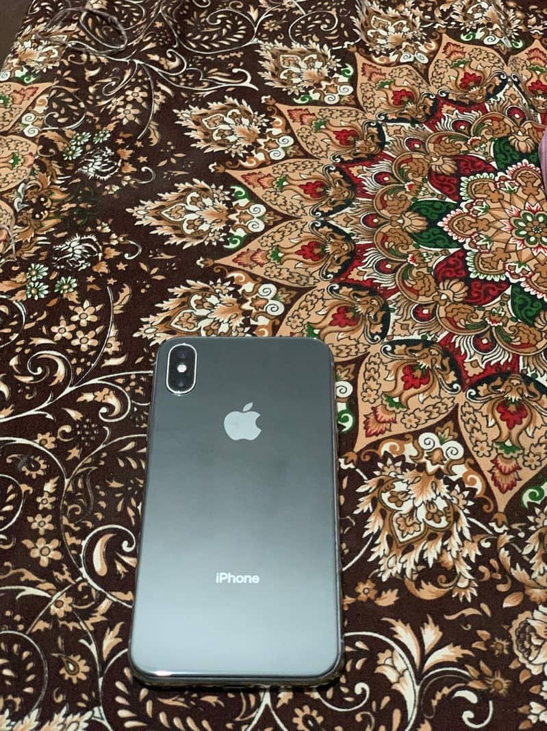 Apple iPhone X 0