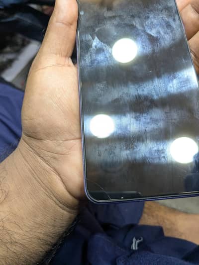 Vivo Y17s