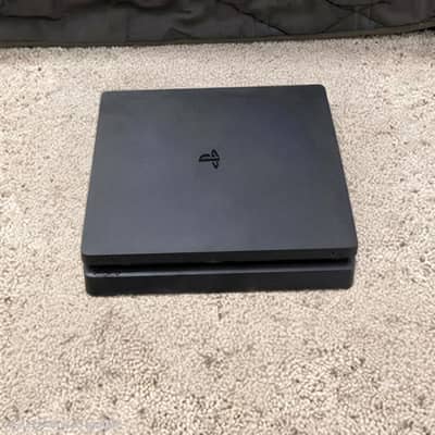 Ps4 slim 1tb BRAND NEW.