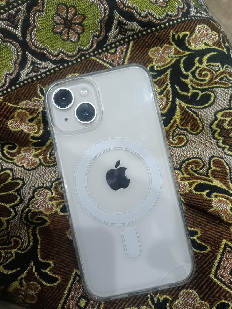 Apple iPhone 14 3