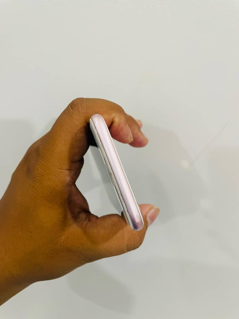 Apple iPhone 7 4