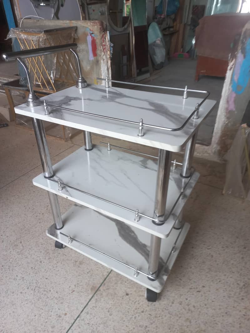serving tables 0