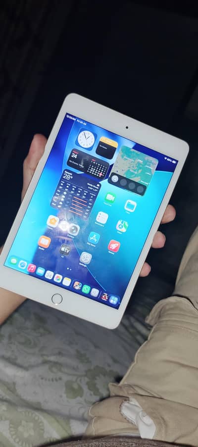 ipad mini 5 64GB 10 10 condition