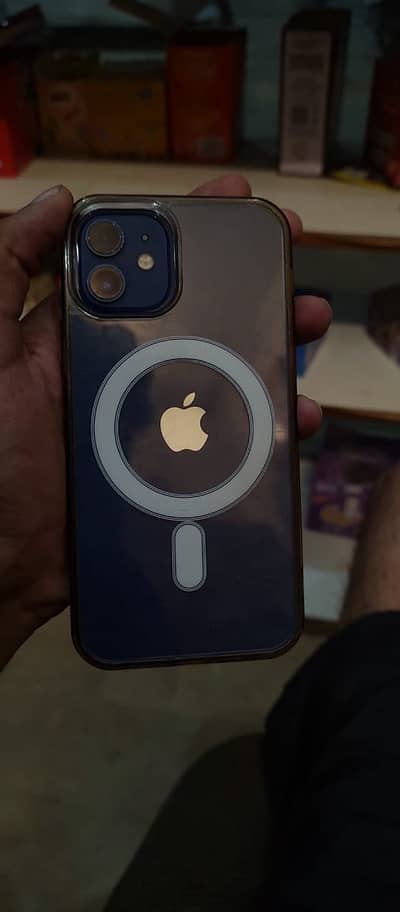 Apple iPhone 12