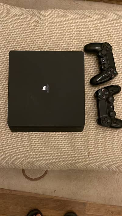 PS4 Slim 1TB