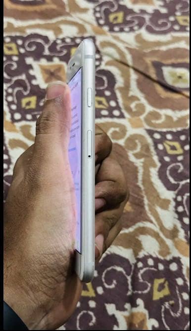 Apple iPhone 8 7