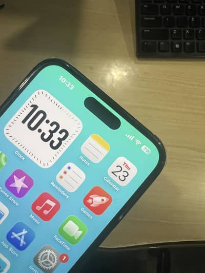 Apple iPhone 16 Plus factory unlocked
