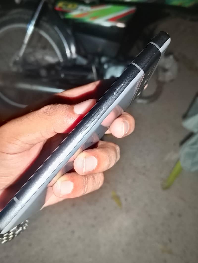 Google Pixel 7a 3