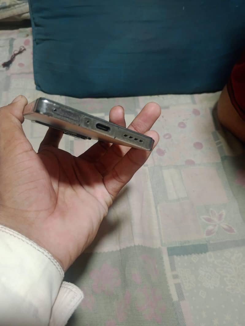 Infinix Note 40 1