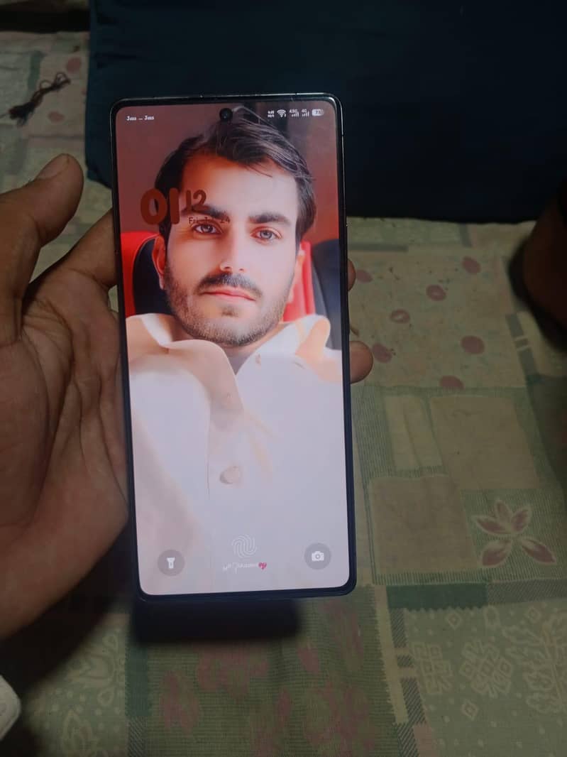 Infinix Note 40 5