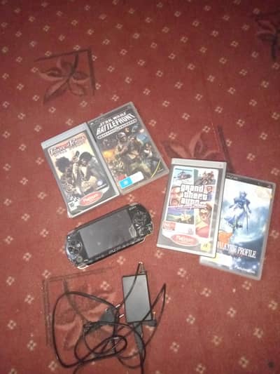 PSP With 4 Iconic Disc Mid condition Of PSP