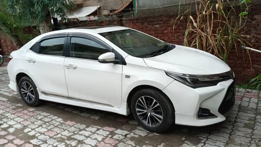 Toyota Altis Grande 1.8. 2020/21