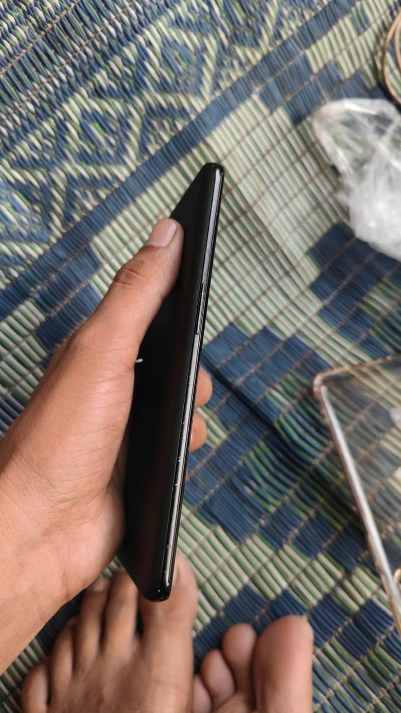 One Plus 9 Pro 4
