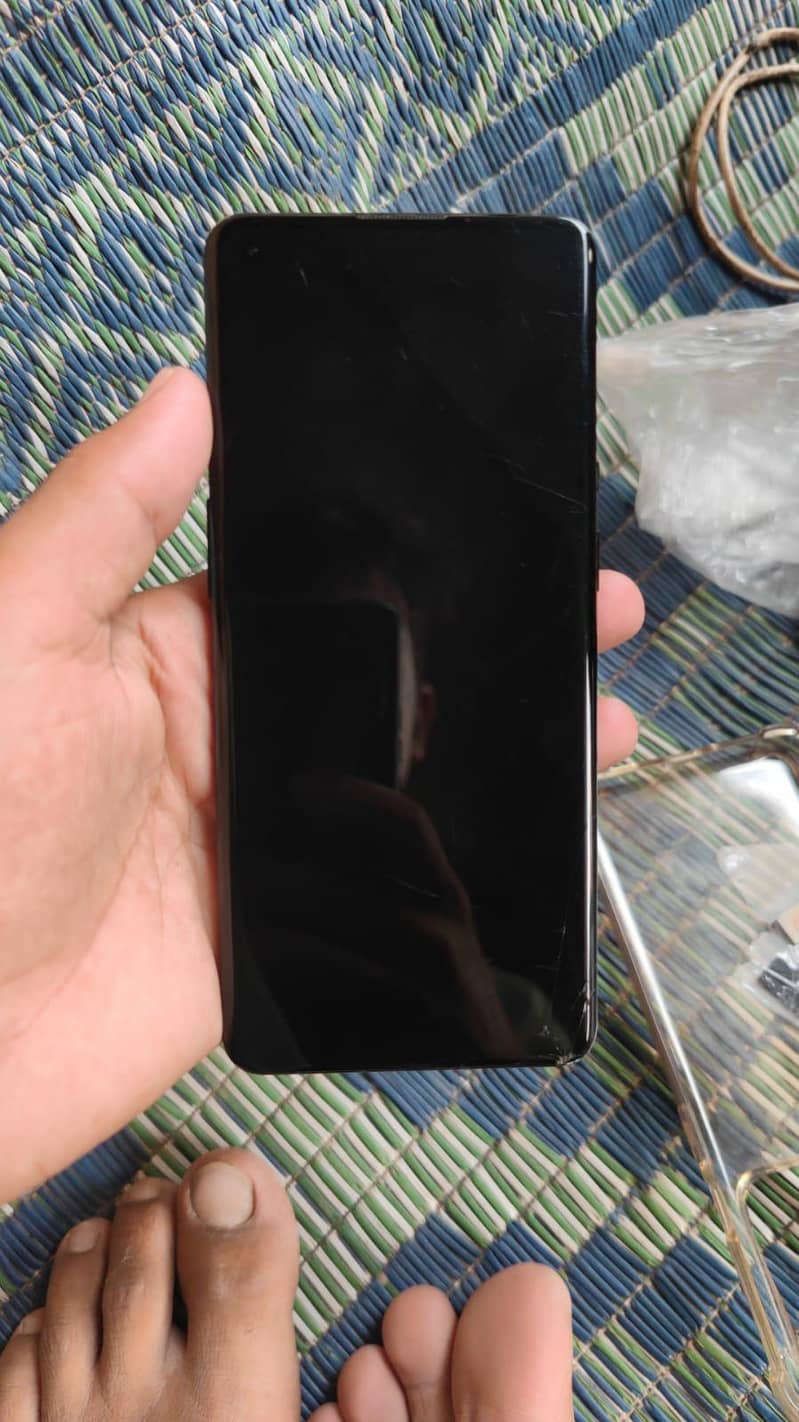 One Plus 9 Pro 6