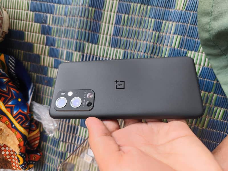 One Plus 9 Pro 1