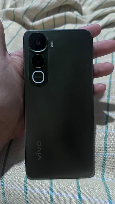Vivo Y400