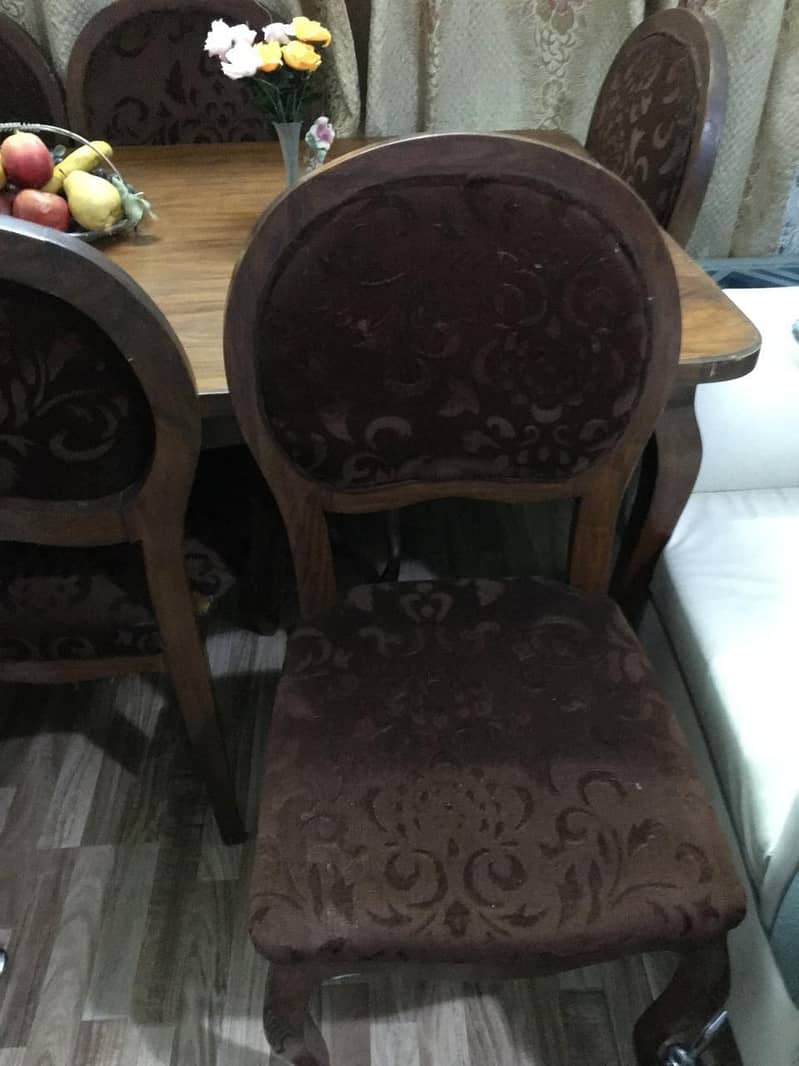  Solid Wooden 6-Seater Dining Table 4