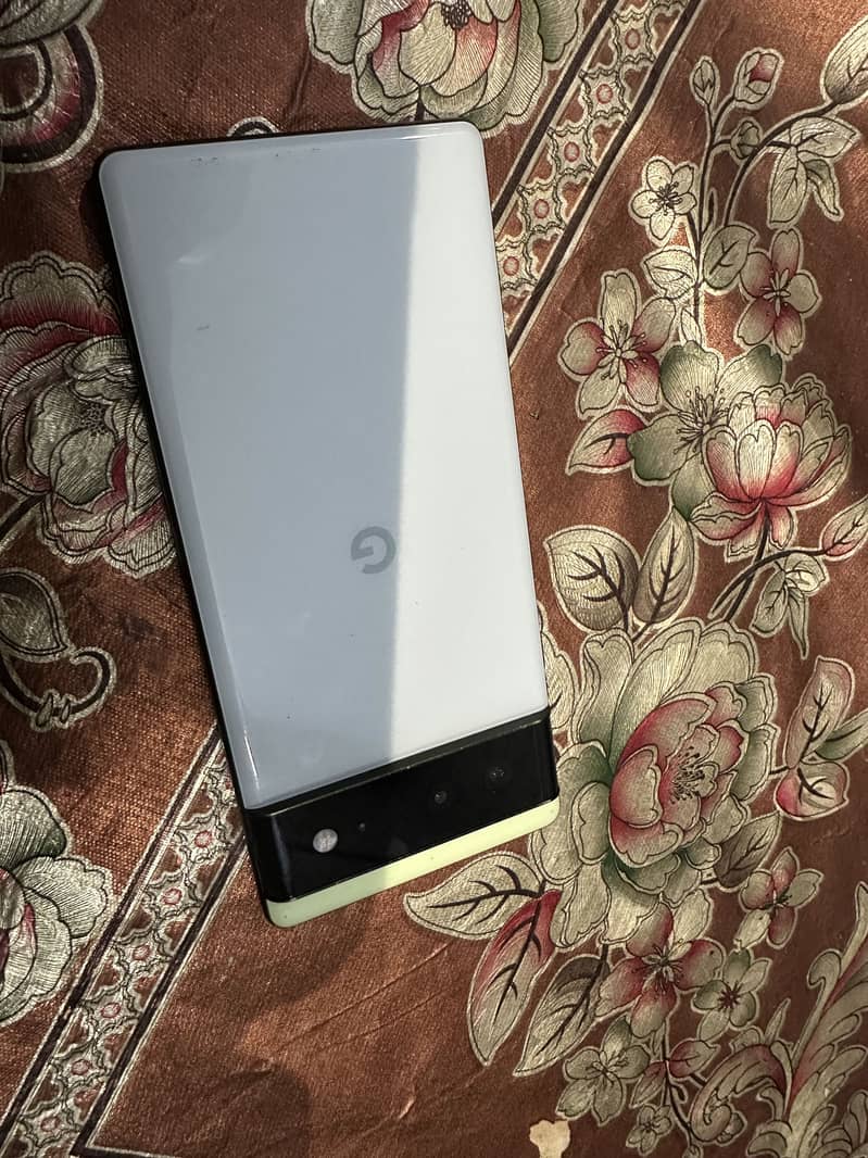 Google Pixel 6 0