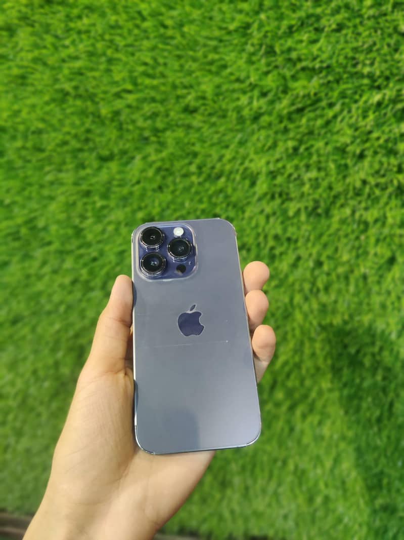Apple iPhone 14 Pro 1
