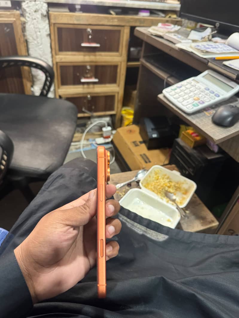 Iphone 17 pro max 1