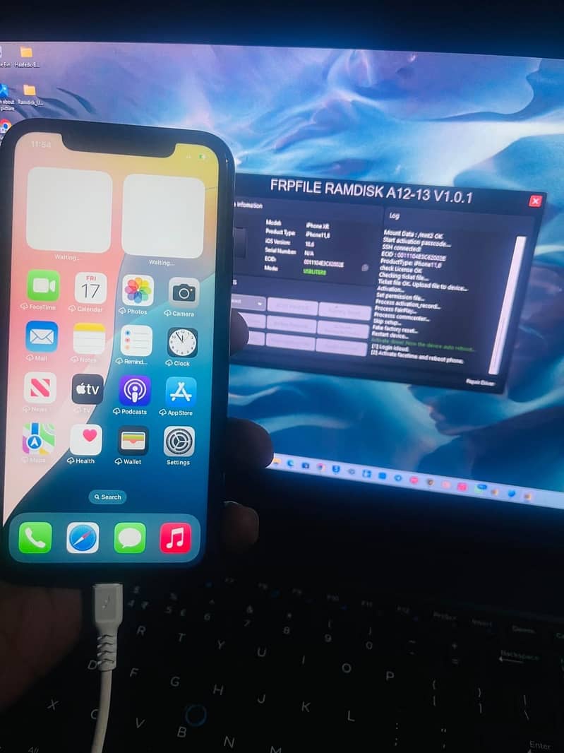 iPhone XS 4