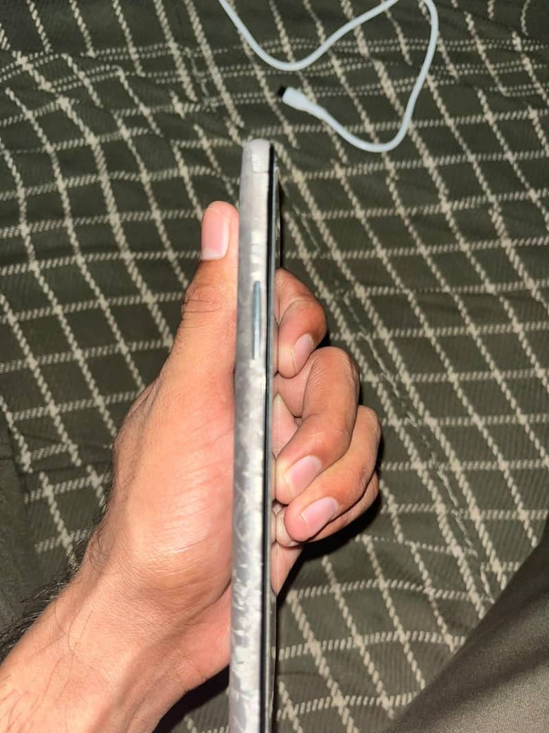 One Plus 9R 3