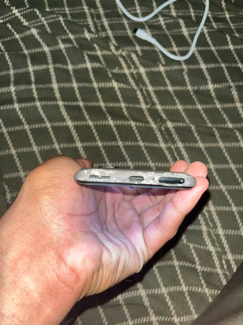 One Plus 9R 6