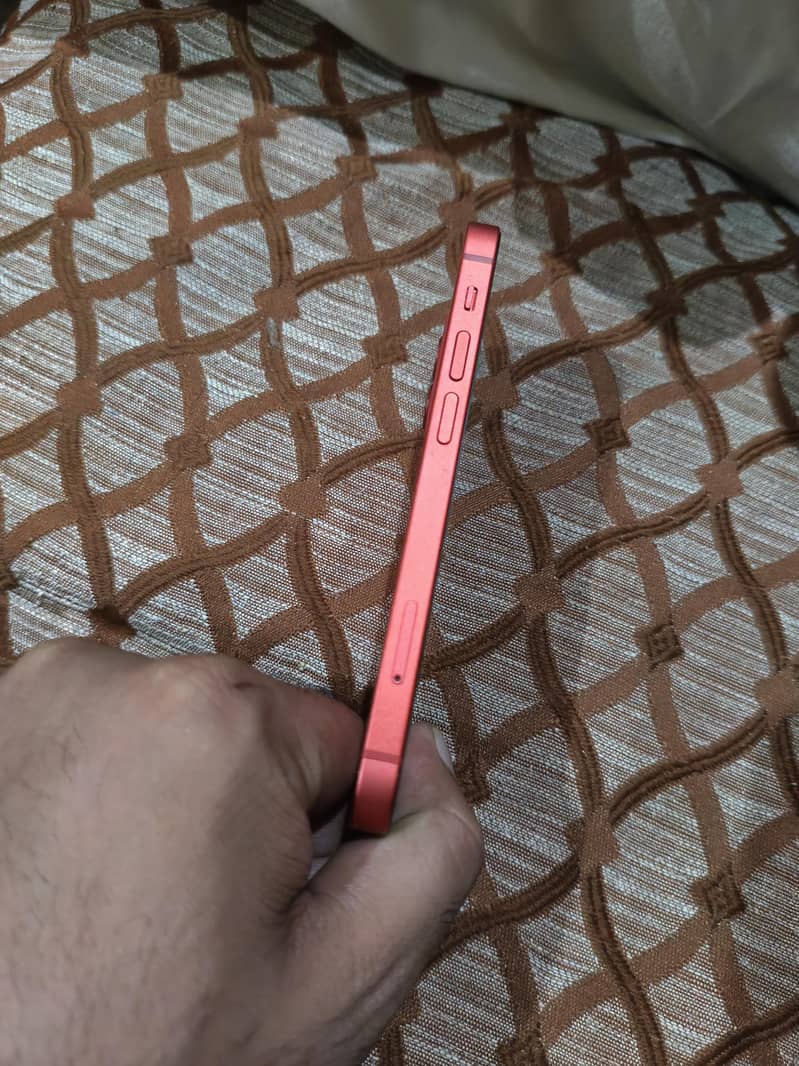 Apple iPhone 12 mini 3