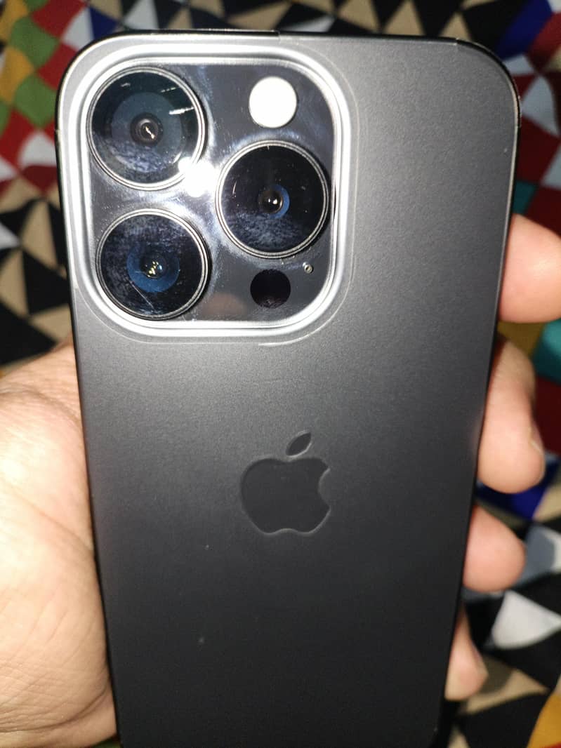 Apple iPhone 15 Pro 9