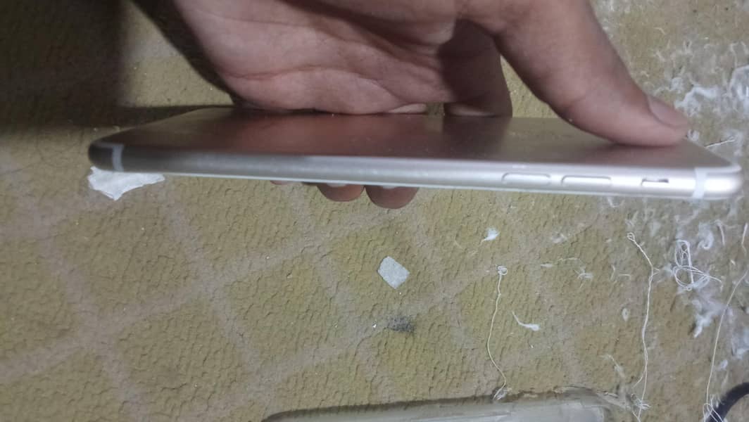 Apple iPhone 7 Plus 4