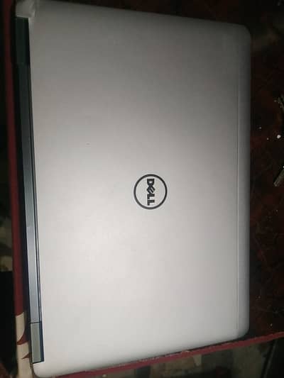 DELL Core i7 4th generation 12/256