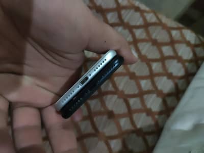 Apple iPhone SE 2