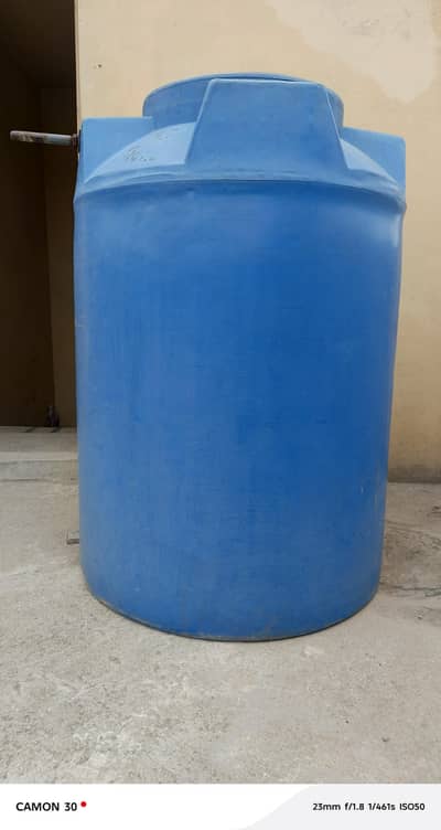 Water tank 400 Gallon condition wise bilkul ok ha
