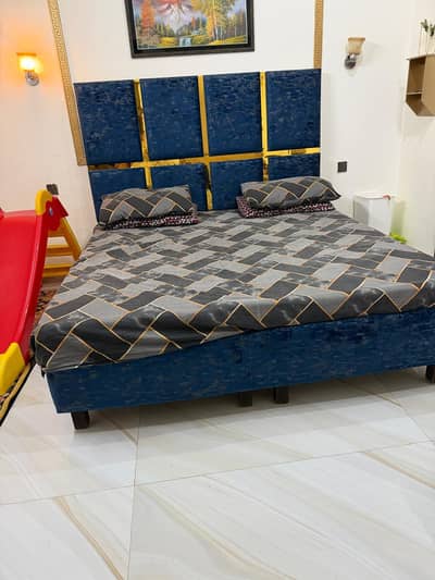 bad and chairs for sale