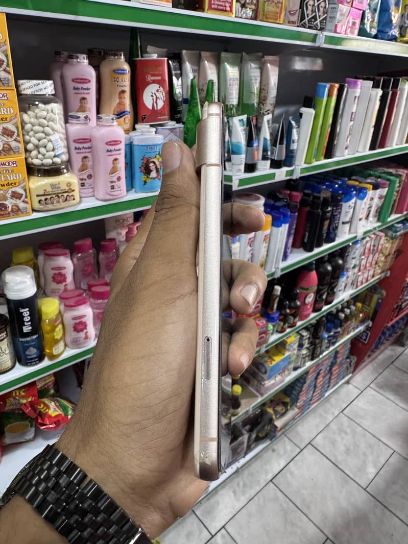 Google pixel 8 3