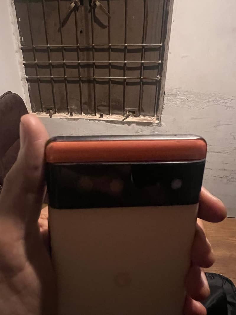Google Pixel 6 4