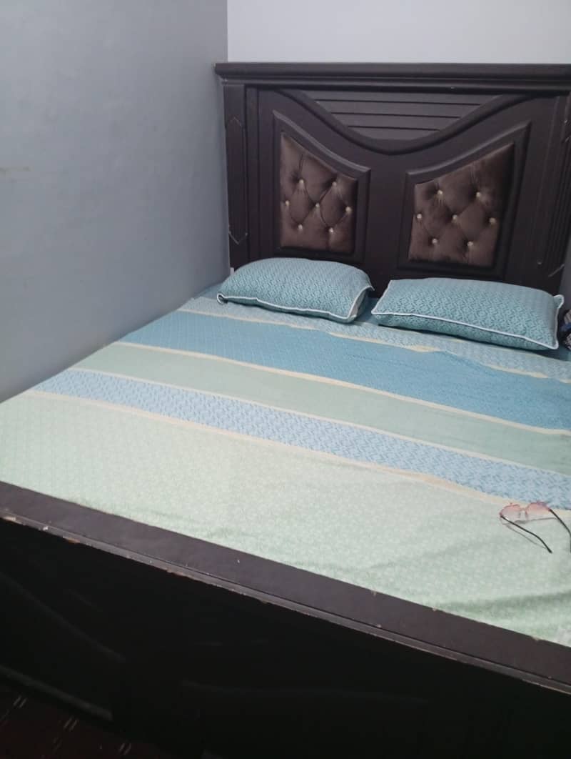 king bed 1