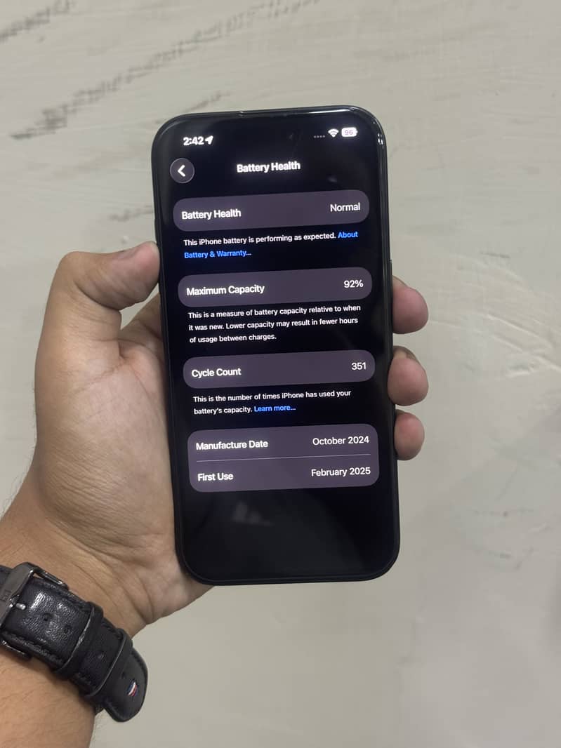 iPhone 16 7