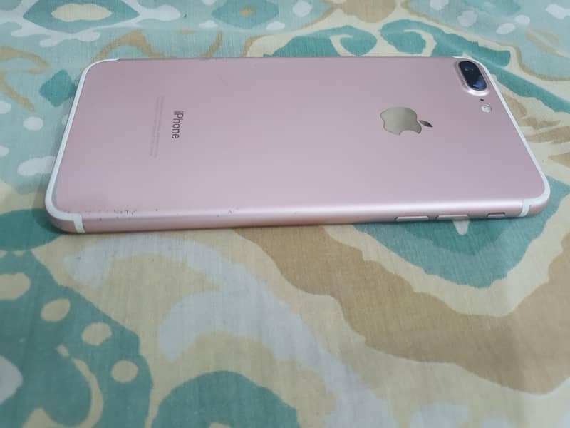 iPhone 7 Plus 0