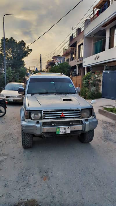 Mitsubishi Pajero 1995 turbo