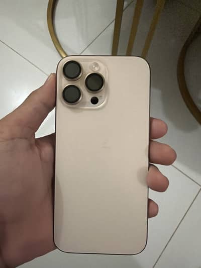 Apple iPhone 16 Pro Max