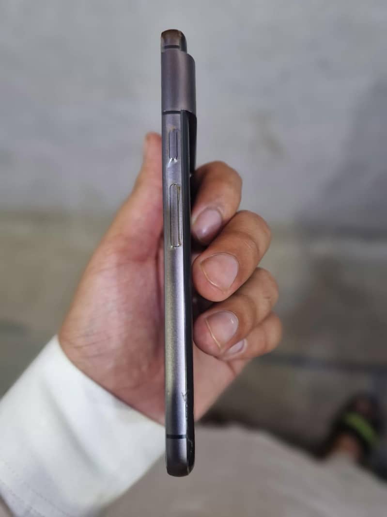 Google Pixel 8 1