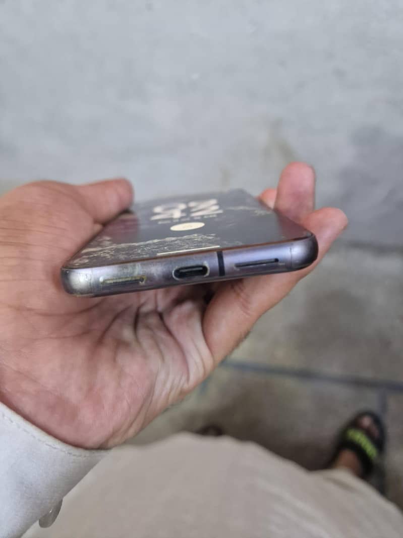 Google Pixel 8 5