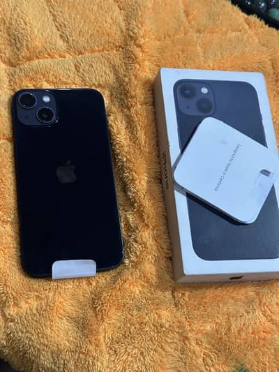 Apple iPhone 13
