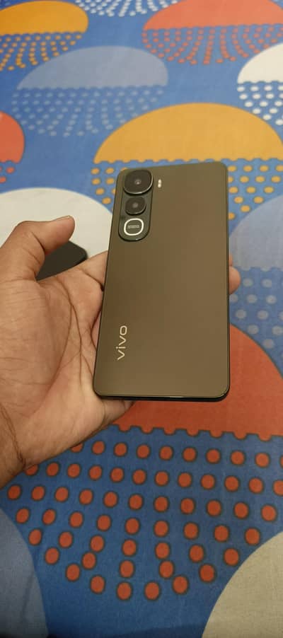 Vivo Y400