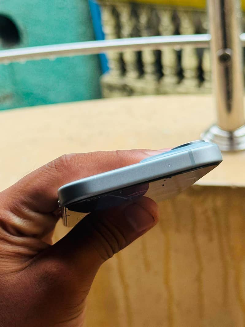 Apple iPhone 15 1